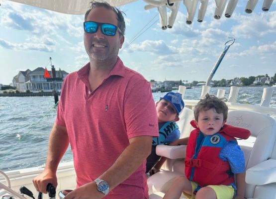 Guthrie 555 X 400 (1)