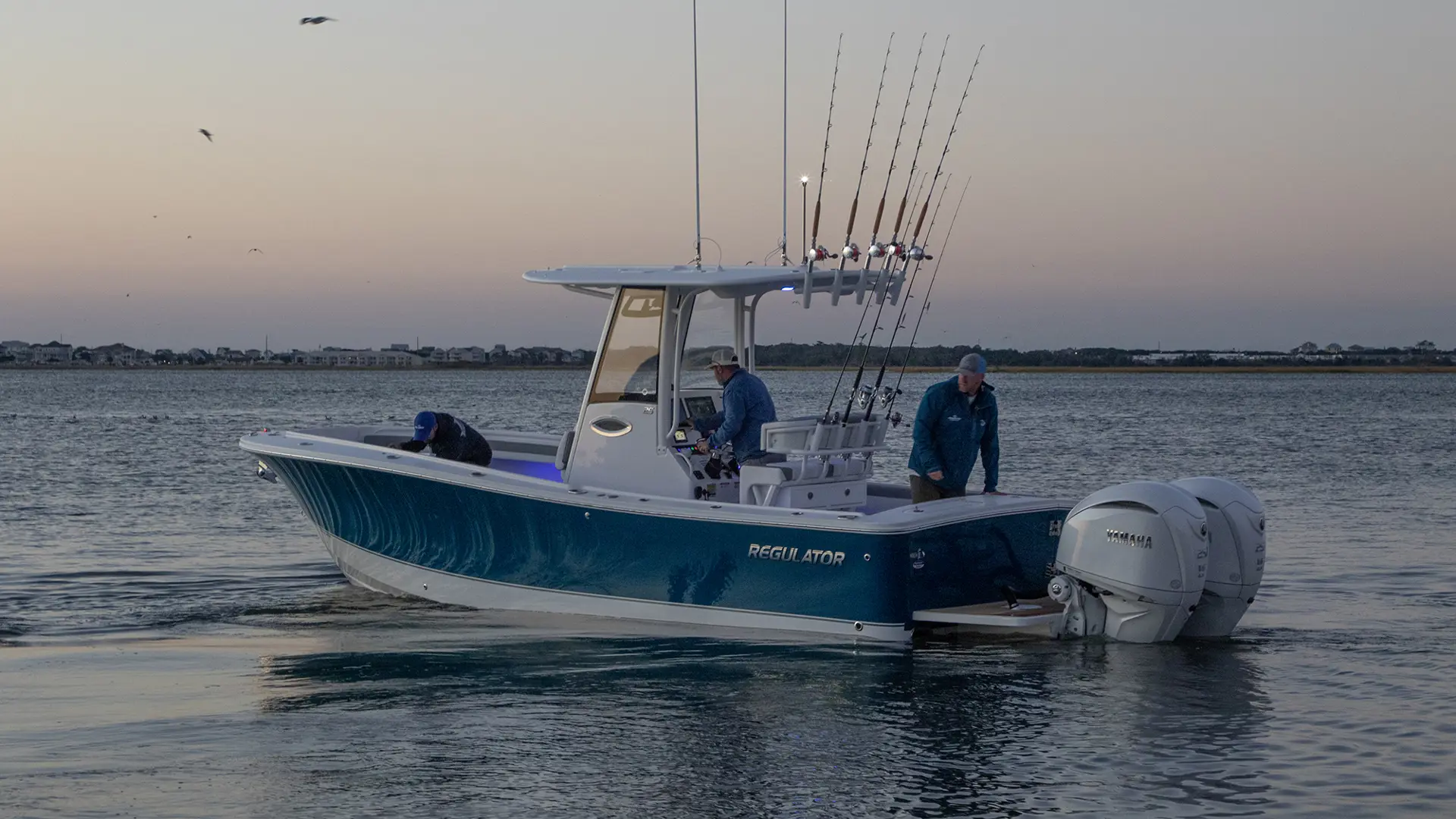 R25 Lifestyle Sunrise Fishing 060A9419 RGB