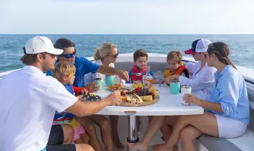 Feat1 REG41 Forward Seating Family U3A0209 WG