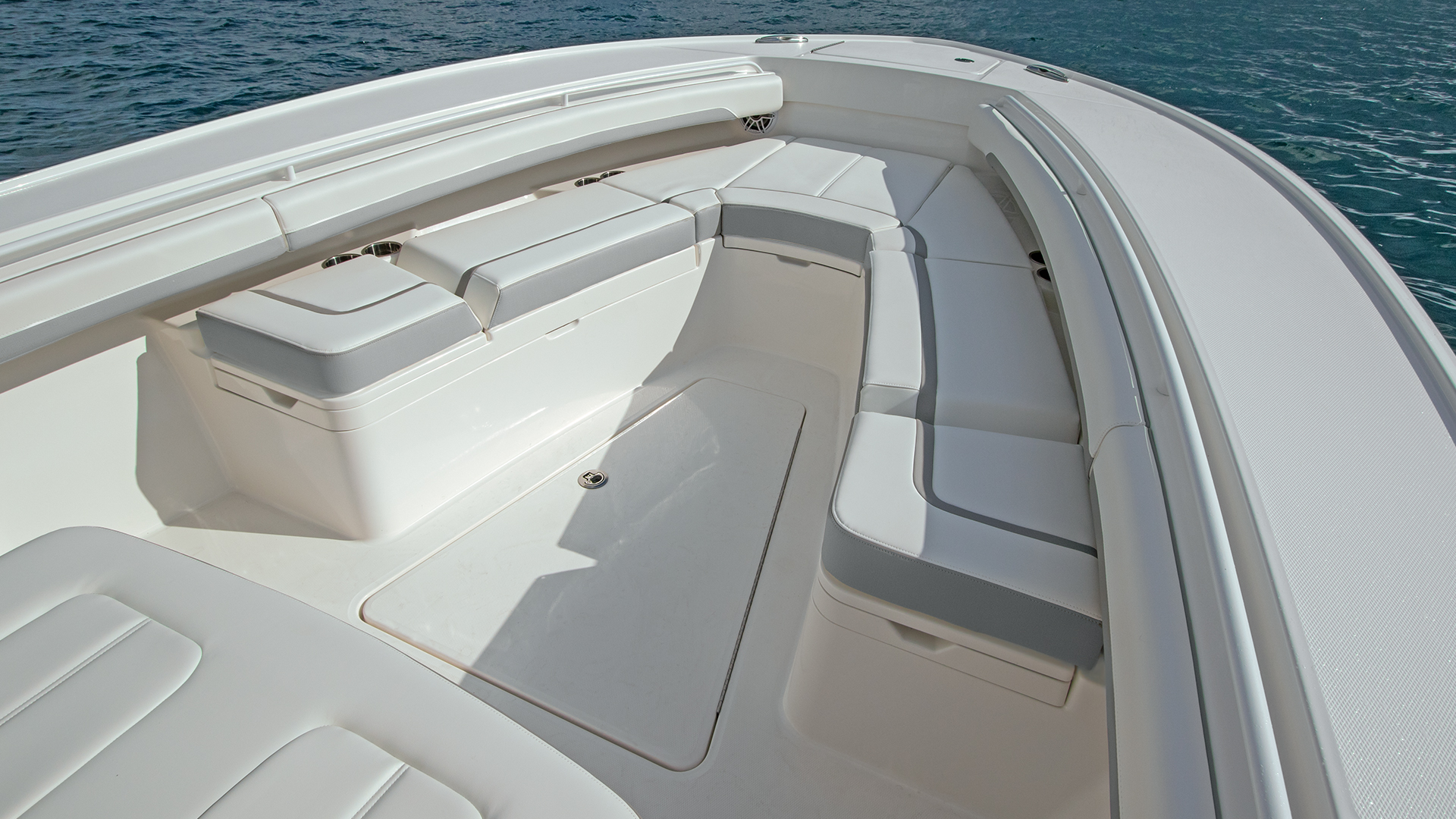 Reg 28 Forward Seating 7X9A0141 1920X1080