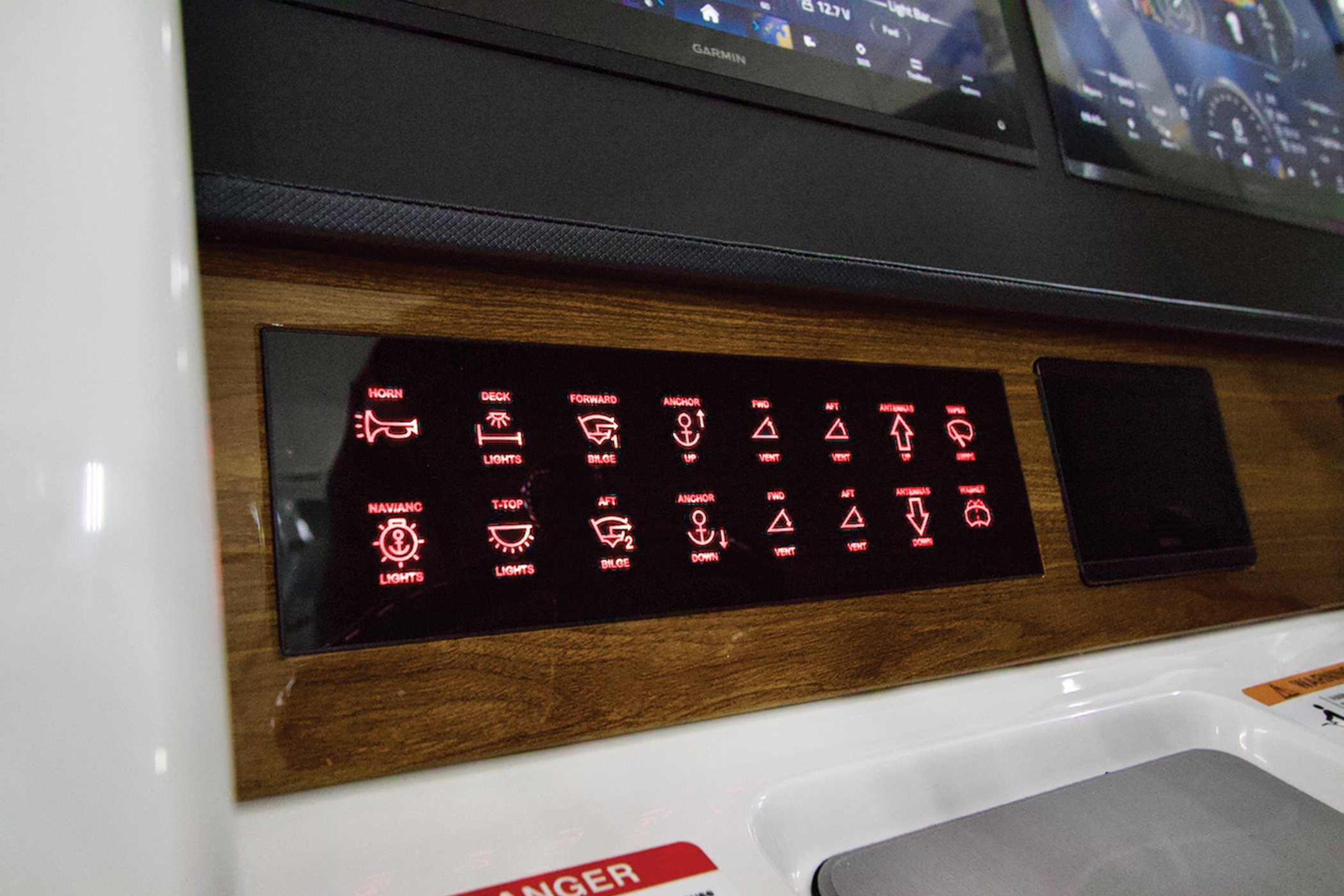 Reg27 R31 Glasstouchcontrolpanel 060A0237 WG