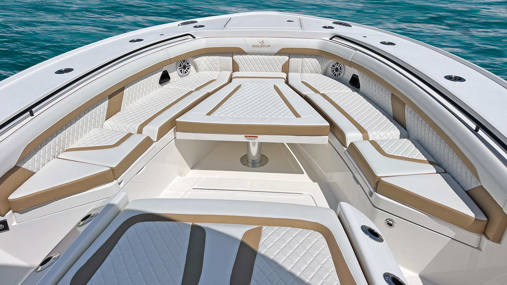 25MY REG 35 Fwd Sunbed RGB 1920X1080