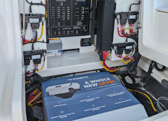 555X400 Reg 35 Dometic Gyro