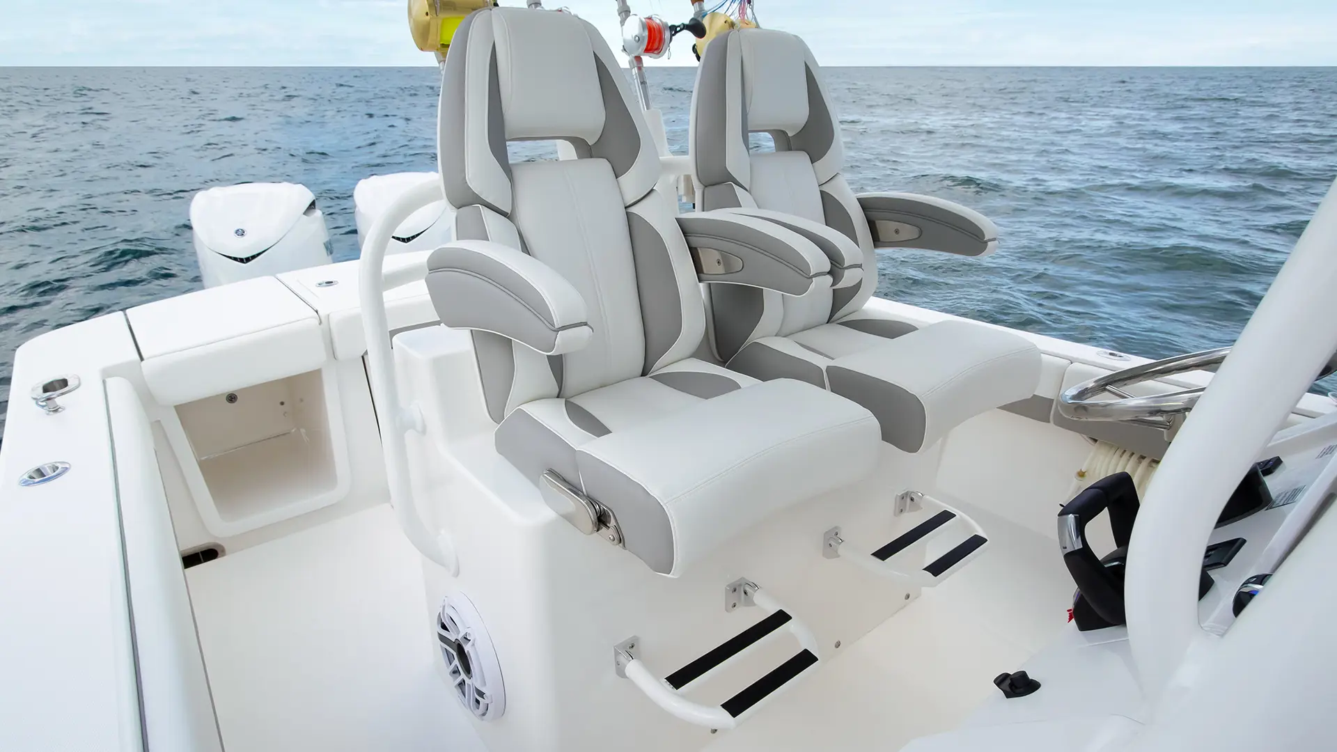 Reg 28 Helm Seats Flipped Down 7X9A0190 1920X1080