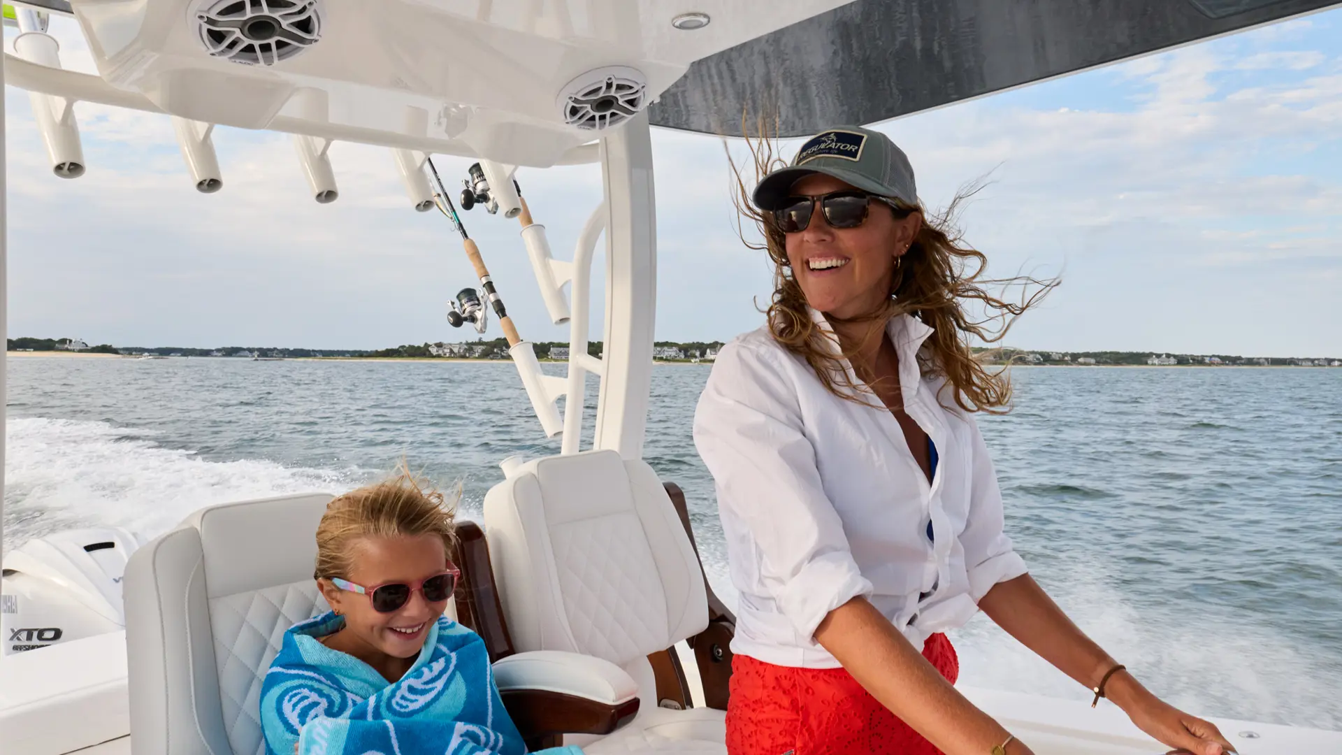 Reg31 2100X1400 Lifestyle Capt Mom & Daughter Looking Up Regulator Cape Cod 00 121 WG