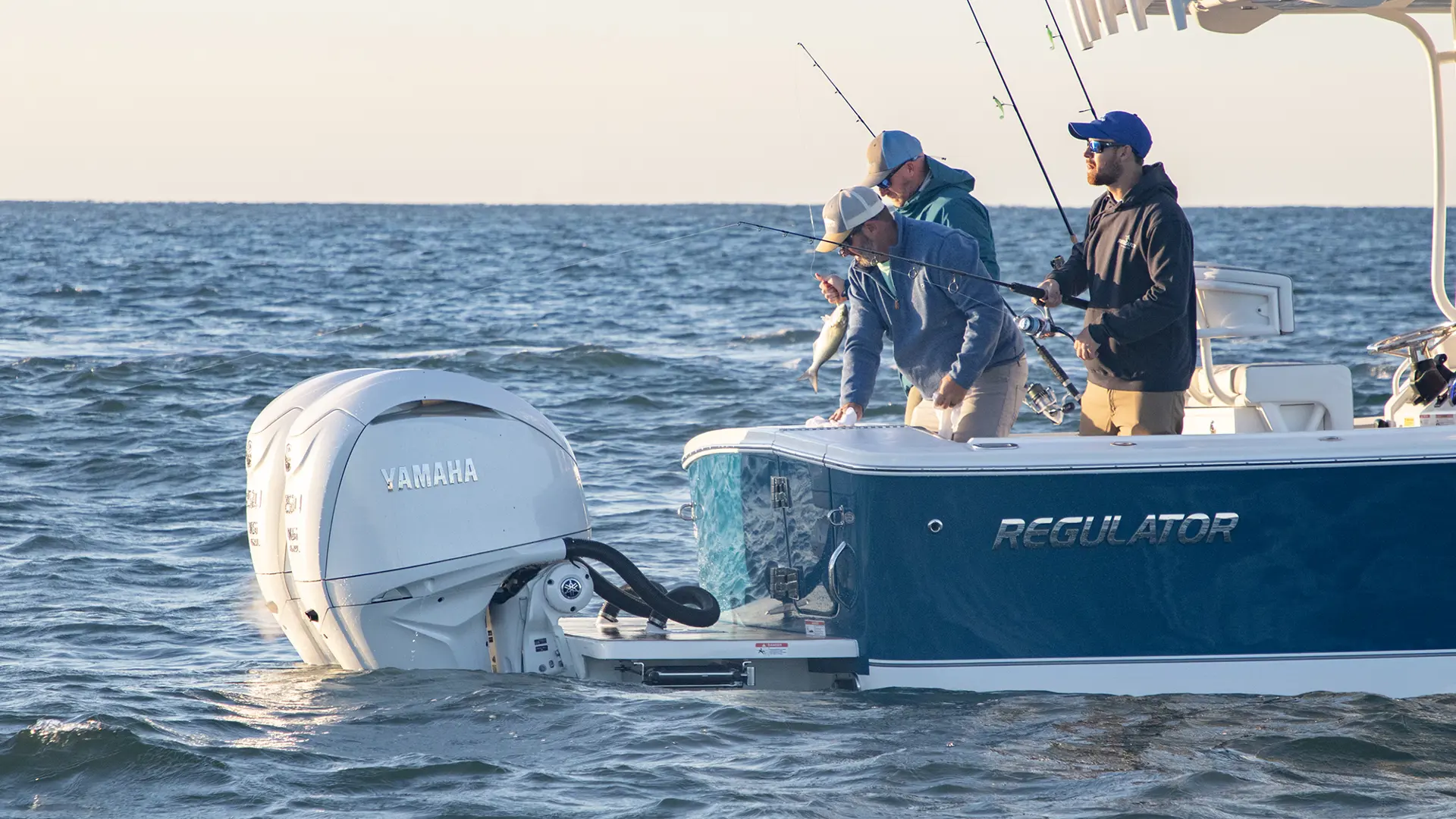 R25 Lifestyle Fishing Livewell Use 060A9632 RGB