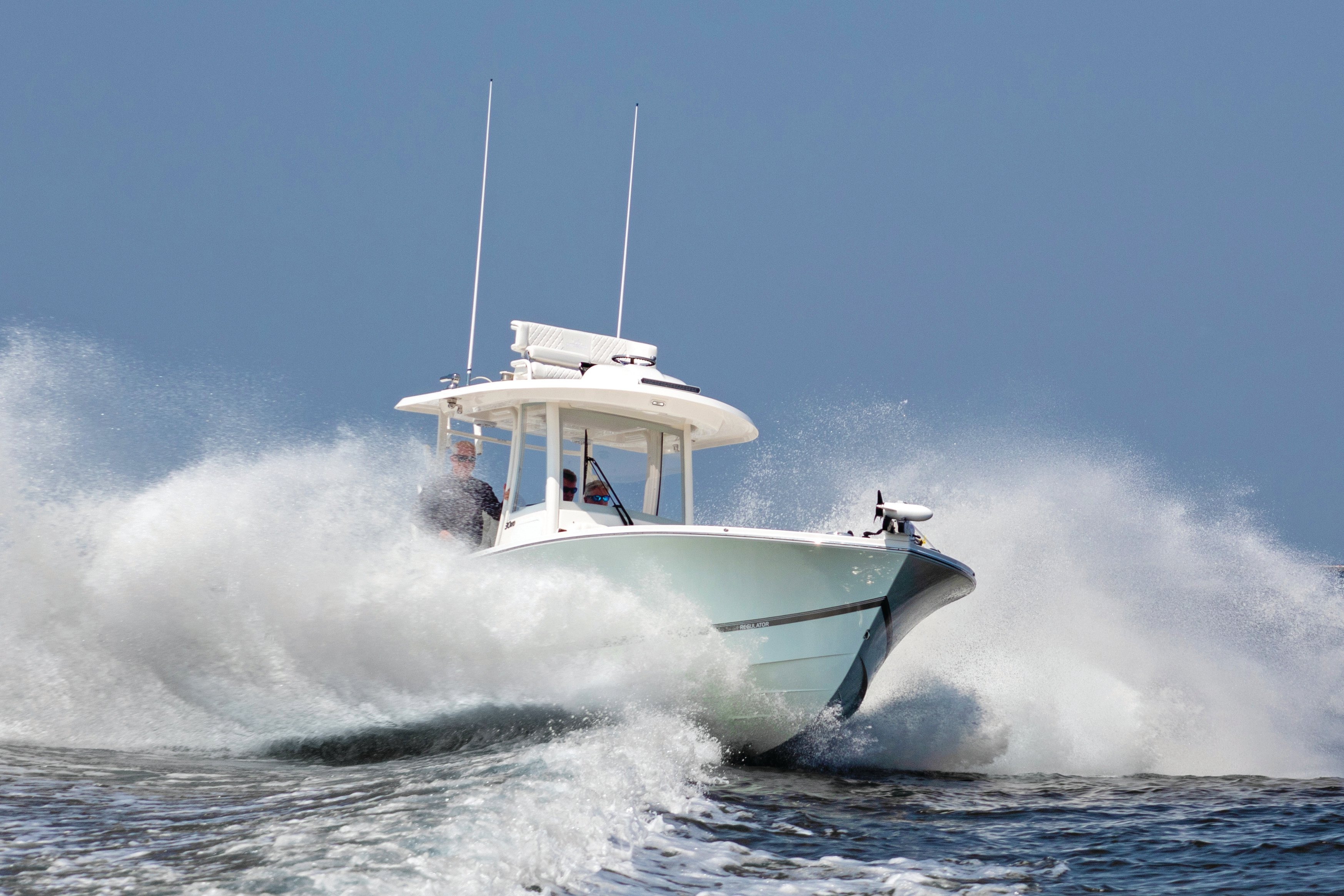 Regulator 30XO Bluewater Cover