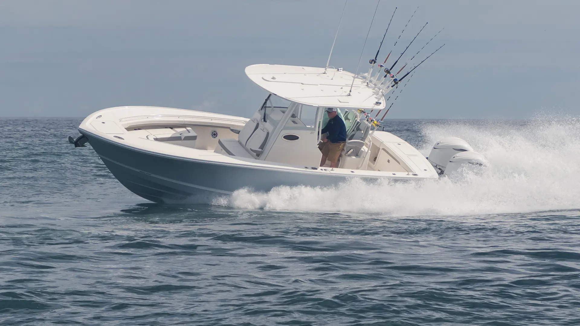 Reg 28 Curve 7X9A0021 1920X1080 WG