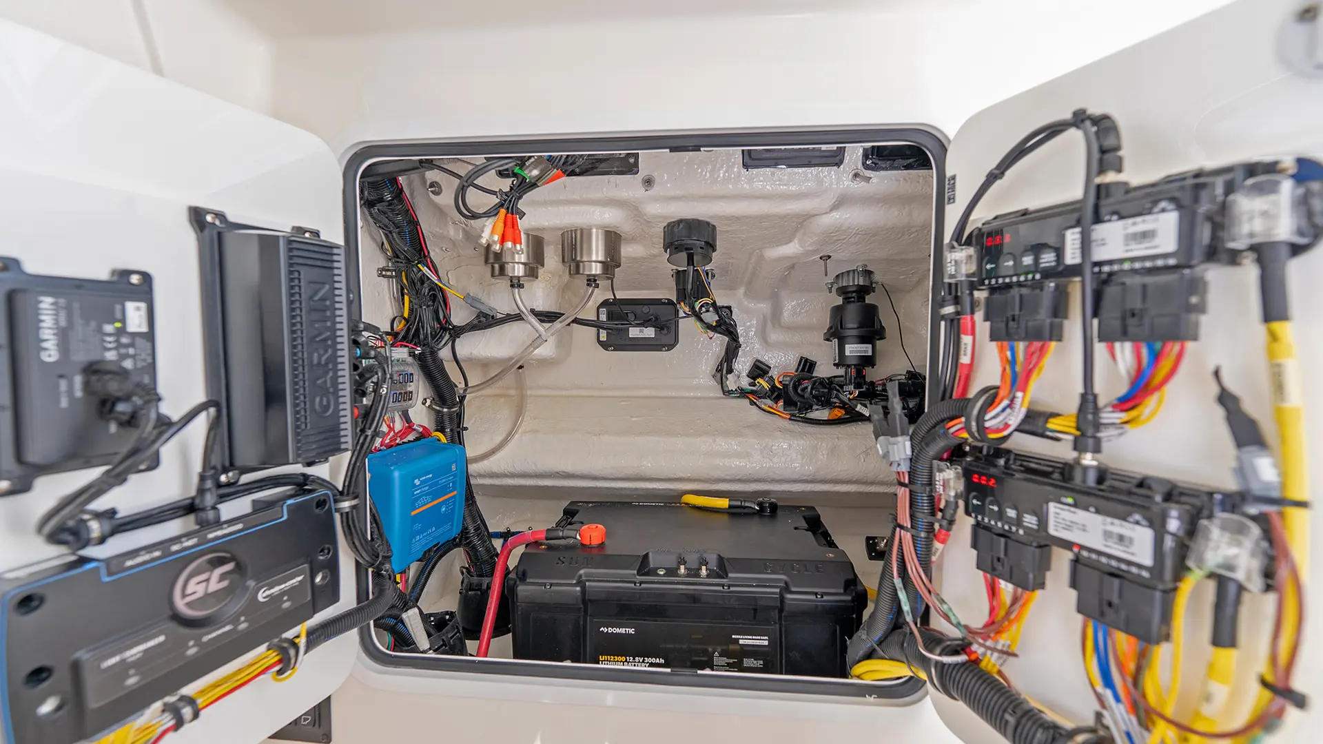 2R31 MY27 Tampa Battery System WG